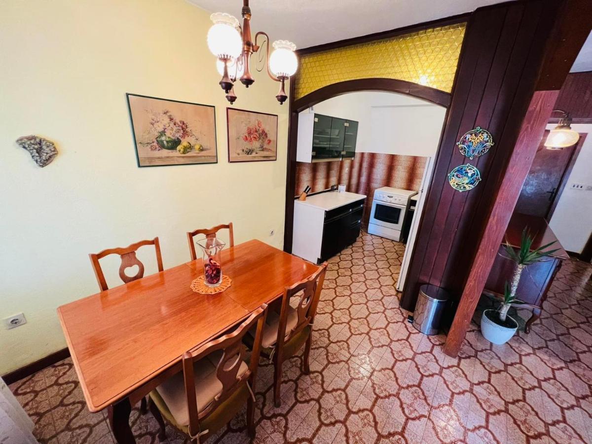 Sea Breeze Apartments With Private Beach And Boat Anchorage Stara Novalja Luaran gambar